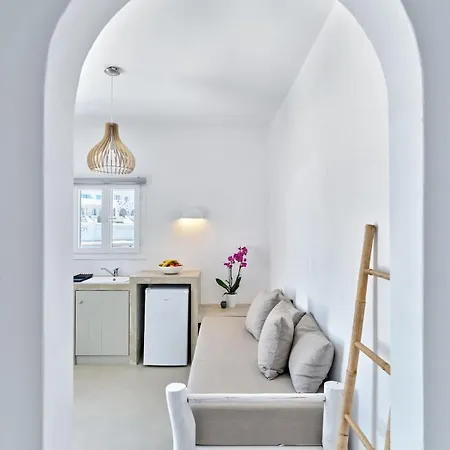 Topaz Apartment